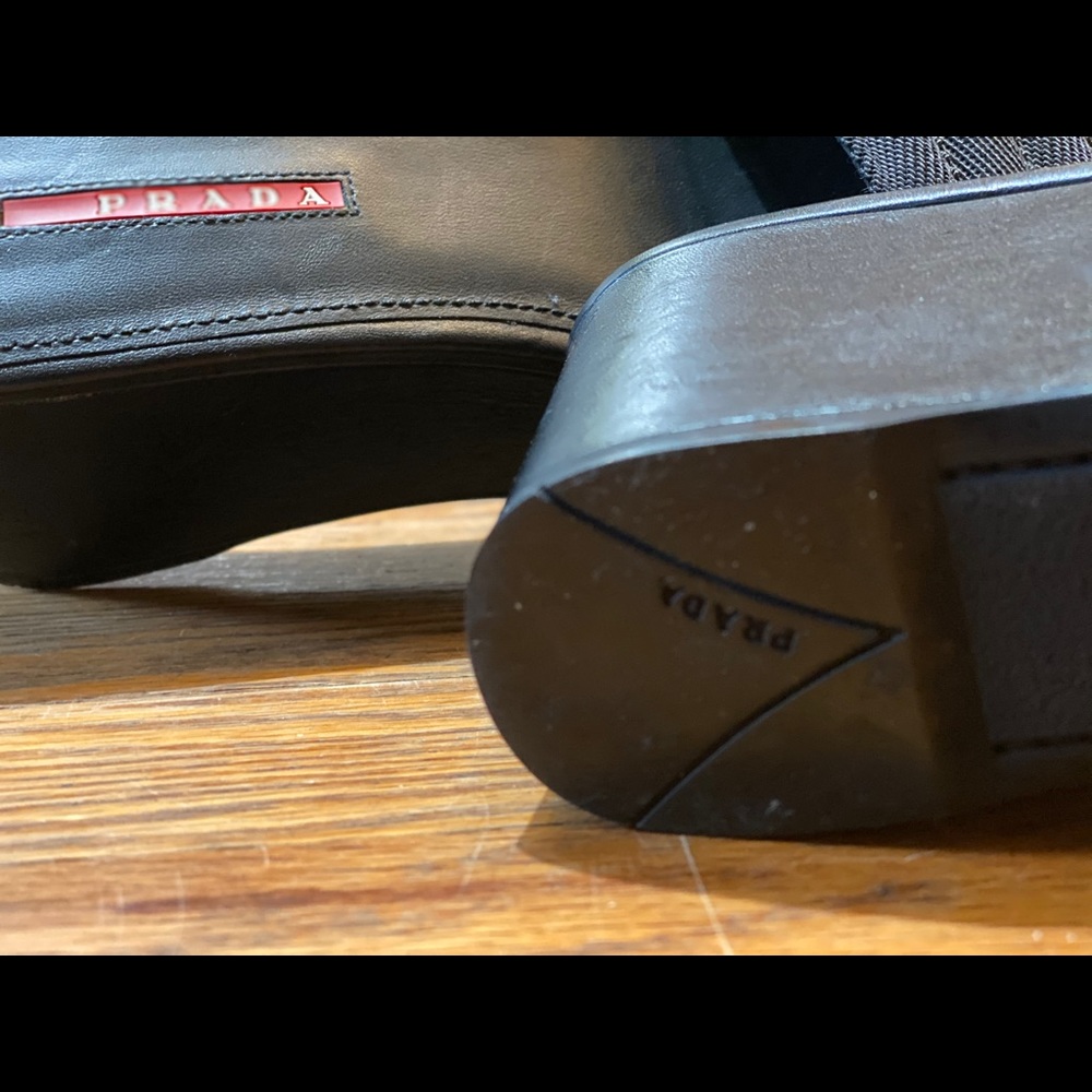 Prada
Women's Black Mesh Leather Sandals - Picture 3 of 4